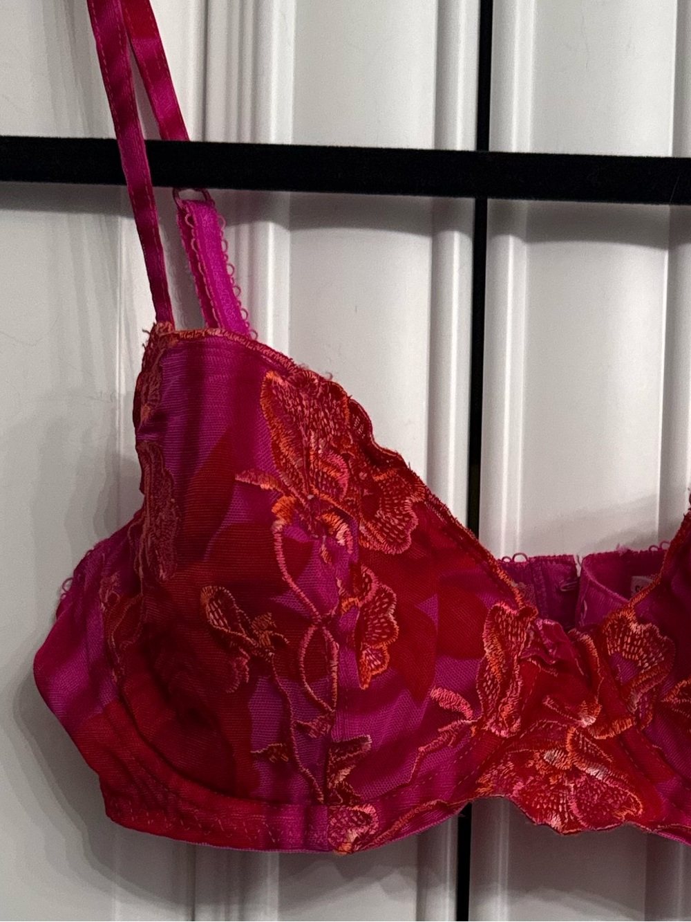 Roselle Size 34C Lined Fuchsia Embroidered Underwire Bra with Orange Accent - Picture 5 of 10